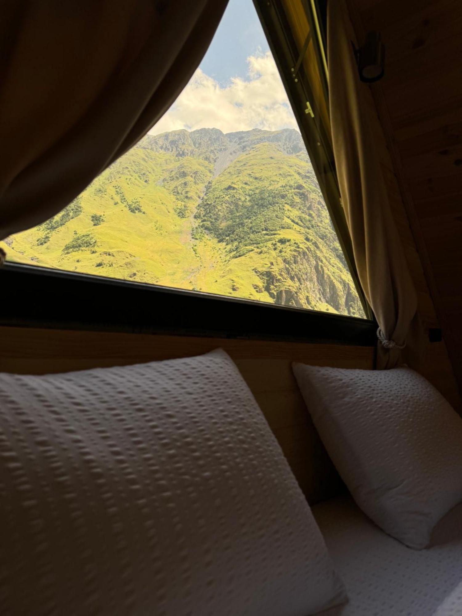 Outdoor Cottages Kazbegi Eksteriør bilde